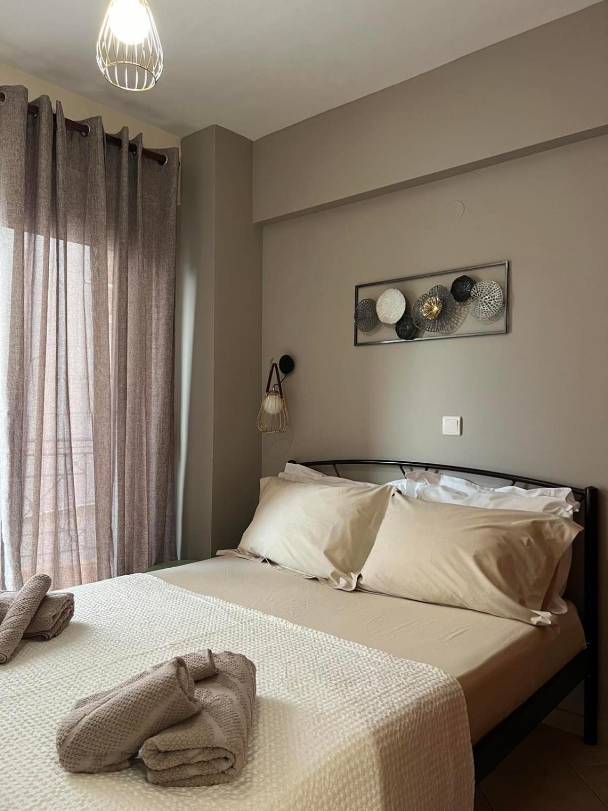 Demi Δσ, B2 Apartment Агринион Екстериор снимка