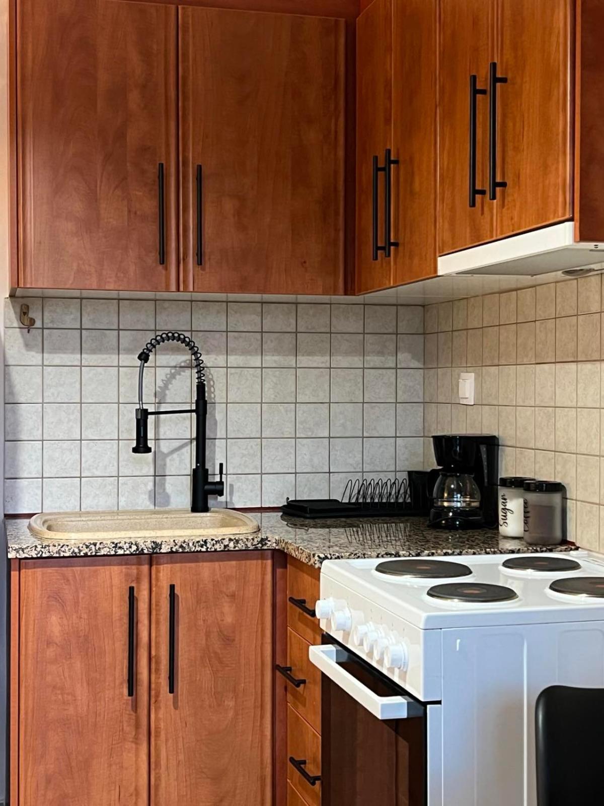 Demi Δσ, B2 Apartment Агринион Екстериор снимка