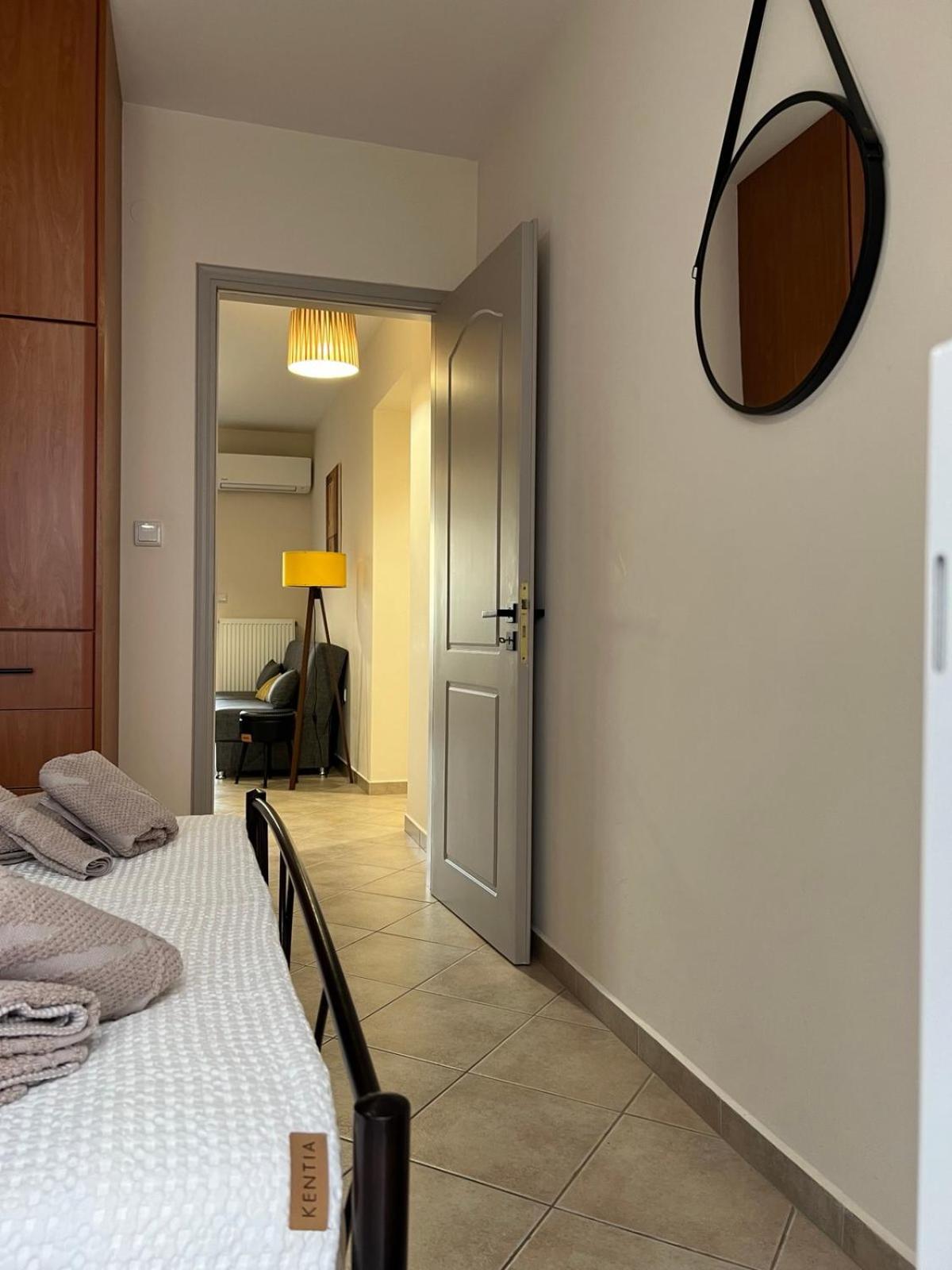 Demi Δσ, B2 Apartment Агринион Екстериор снимка